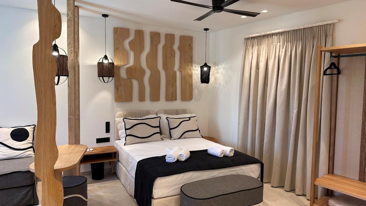 Aristotle Suites Adamantas  Bagian luar foto