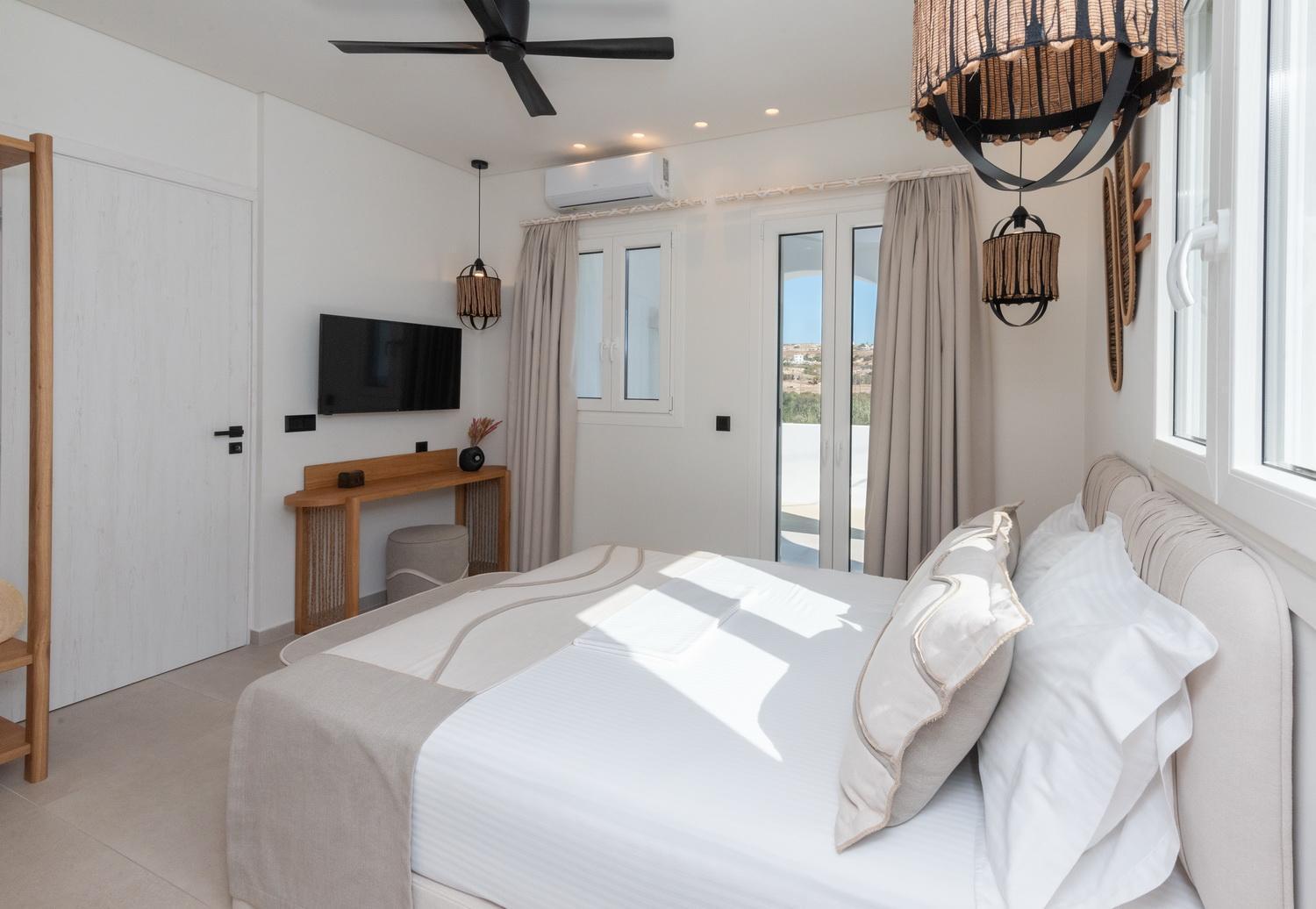 Aristotle Suites Adamantas  Bagian luar foto