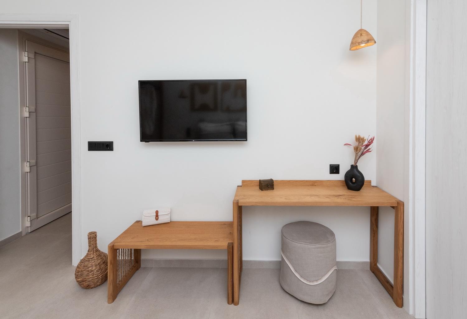 Aristotle Suites Adamantas  Bagian luar foto